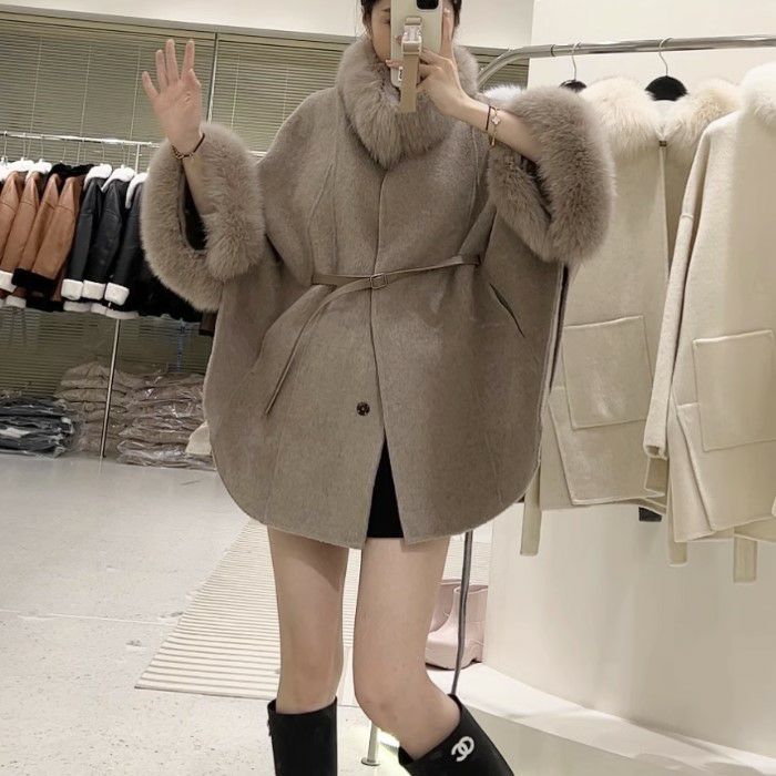 一部即納 3color ケープ フォックスファー ウールコート | LiLiRena